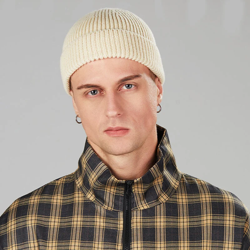 Warm wool knitted hat - Image 2
